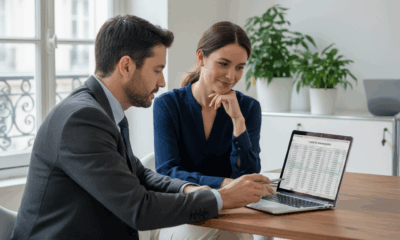 découvrez les étapes clés pour négocier efficacement votre augmentation de salaire en 2025 et réussir à valoriser votre travail avec confiance.