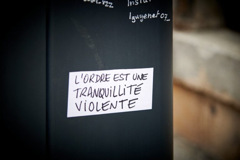 Er avril : jour férié ou non selon le Code du travail, ce qu&rsquo;il faut savoir