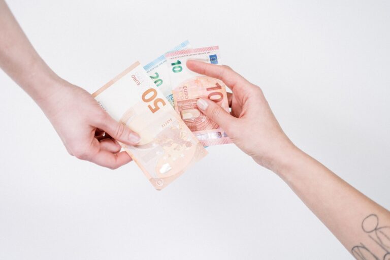 Comment convertir le réal brésilien en euros facilement en 2026