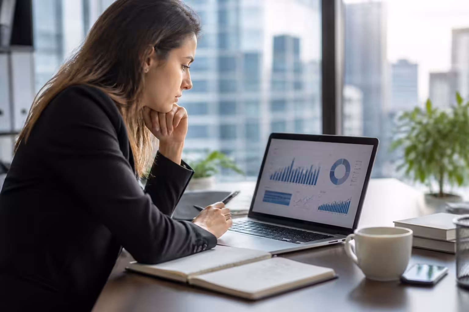 découvrez comment évaluer votre salaire et connaître votre valeur sur le marché du travail grâce à des repères clairs et des conseils pratiques.